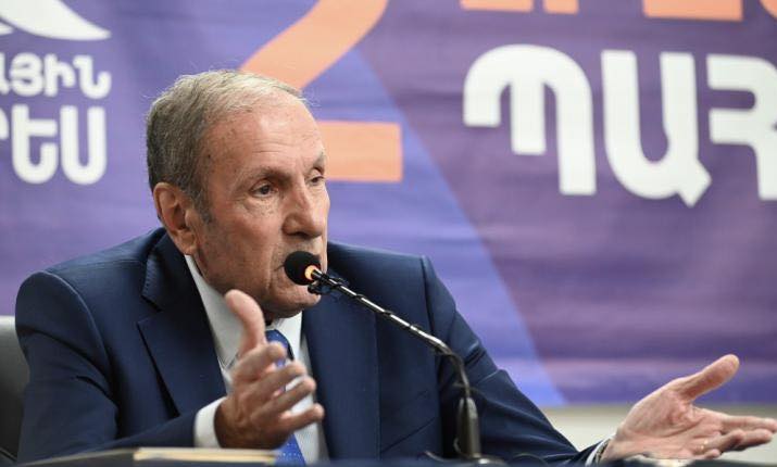 Լեւոն Տեր-Պետրոսյանի ուղերձը կուսակցության 5-րդ համագումարին